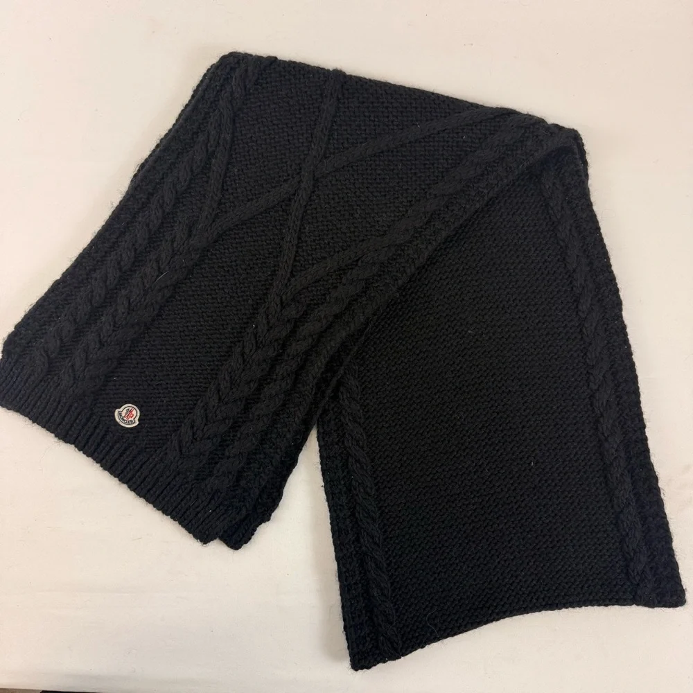 Moncler‎ Black Cable Knit Wool Scarf Logo Patch Italy Winter Luxury Designer - Picture 3 of 5